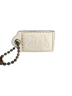 Coach Vintage Bleecker Collection Off-White Leather 3" Hangtag